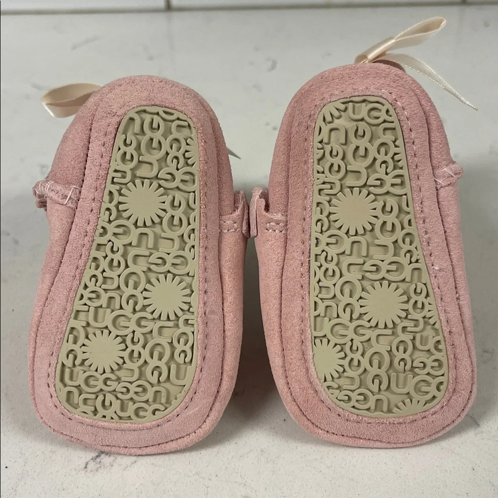UGG® Jesse Bow II Bootie Pink Size 0/1